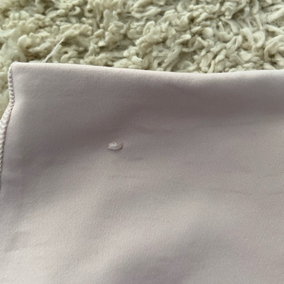 Pink Women’s Nike Air Biker Shorts Sz Lrg - Picture 6 of 8